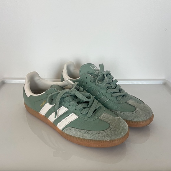 adidas Shoes - Adidas Samba OG in Silver Green sz 8W
